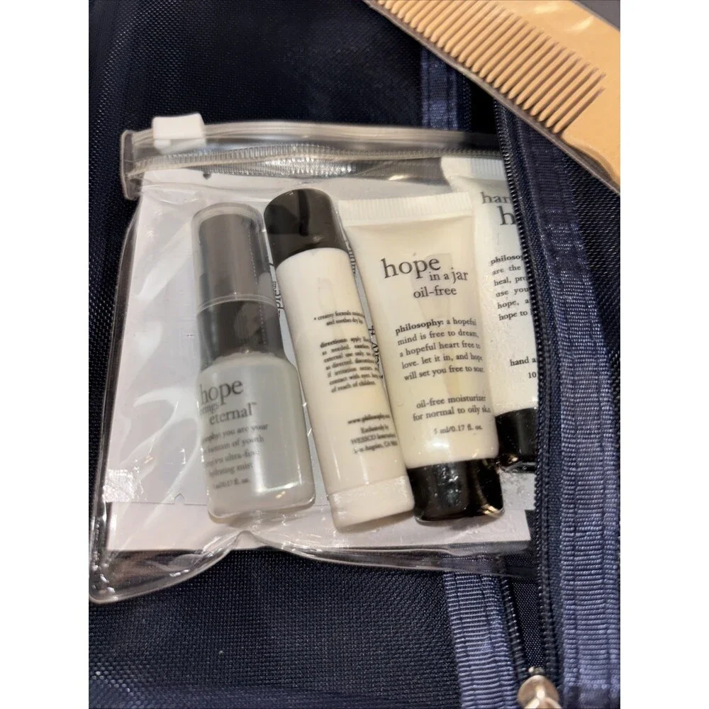 United Airlines Global First Class Amenity Kit Blue Hanging Case Pen Socks